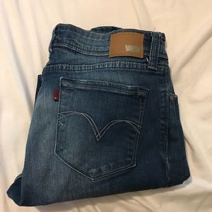 Levi’s Jeans